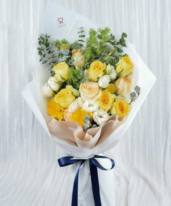 ช่อดอกไม้โทนเหลืองจากร้าน Love You Flower