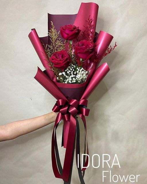 ช่อกุหลาบแดง จากร้าน IDORA FLOWER